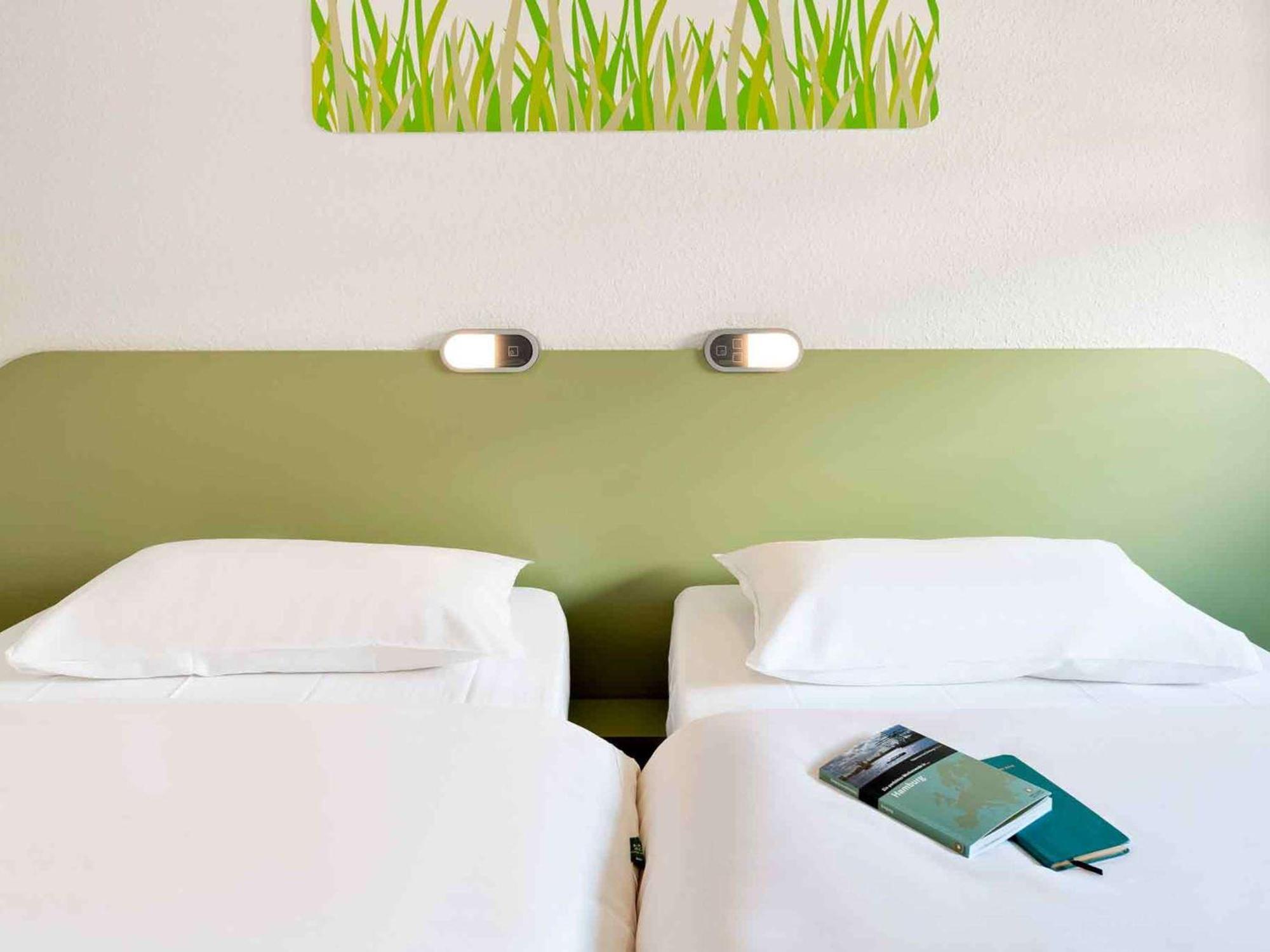 ibis budget Châtellerault Nord Buitenkant foto