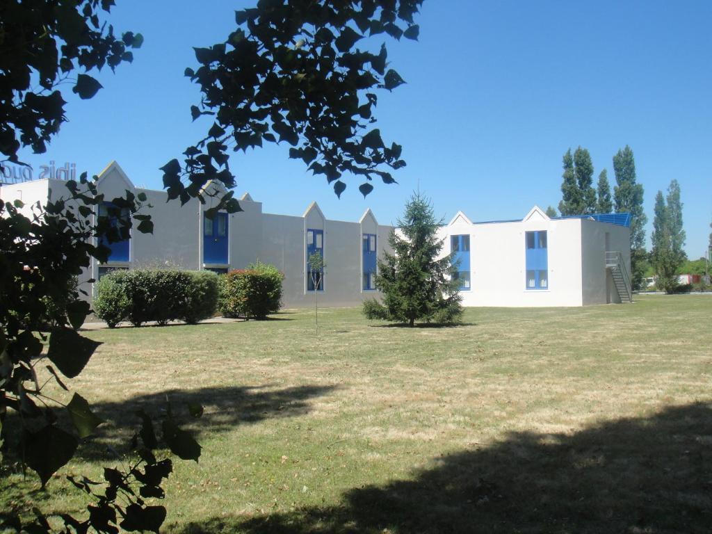 ibis budget Châtellerault Nord Buitenkant foto