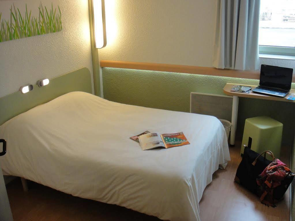 ibis budget Châtellerault Nord Hotel Buitenkant foto