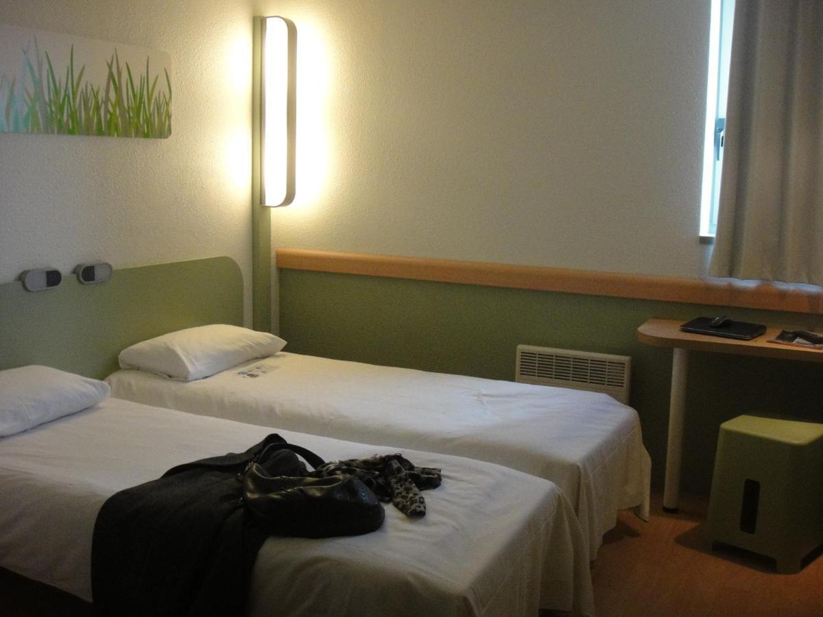 ibis budget Châtellerault Nord Hotel Kamer foto