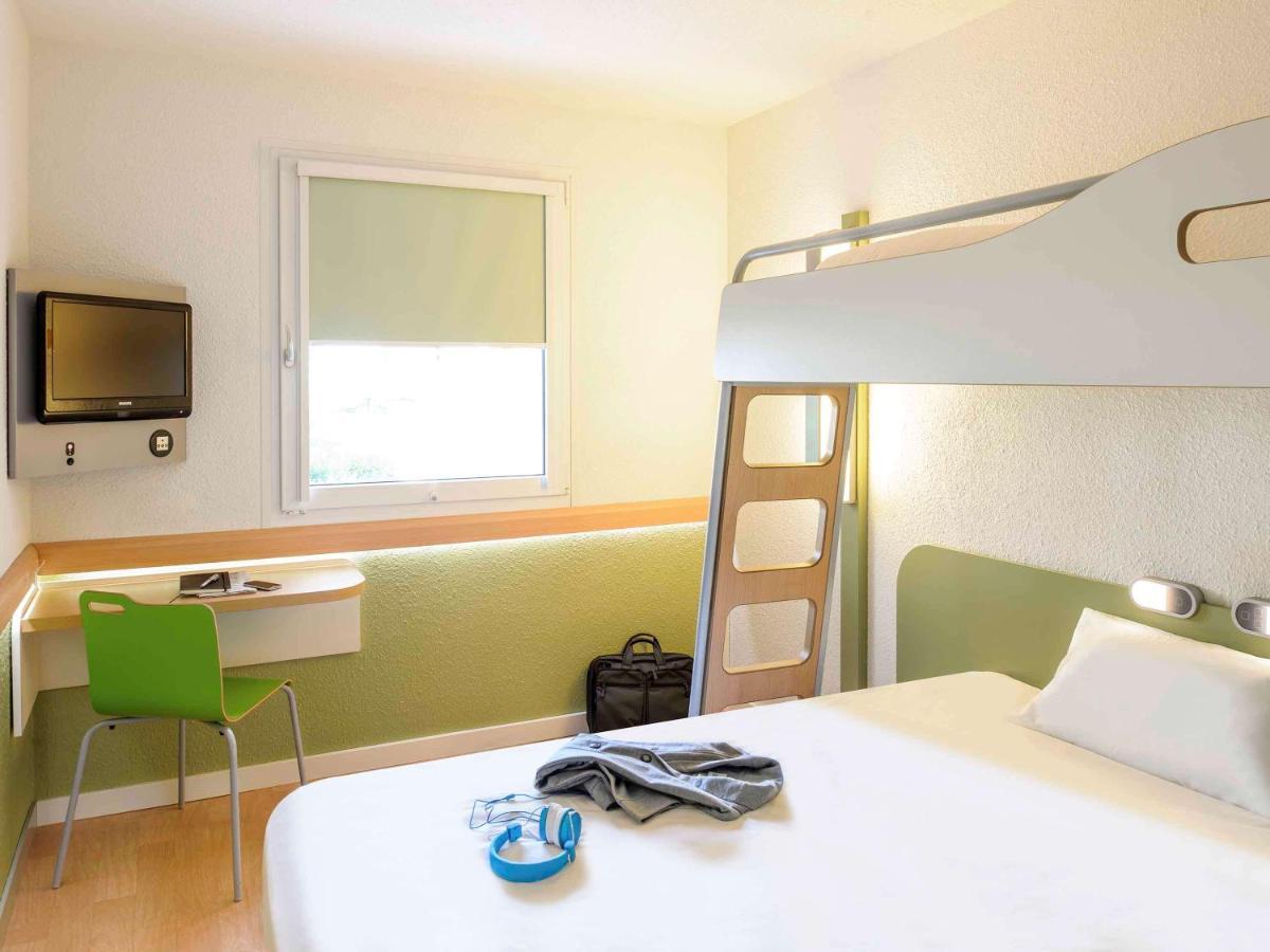 ibis budget Châtellerault Nord Hotel Buitenkant foto